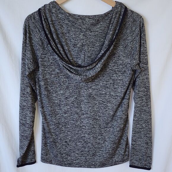 Under Armour Heat Gear Women's Black White Hooded Loose Pullover Small - Picture 2 of 5